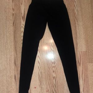 Black leggings